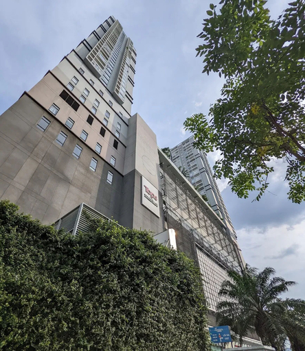 Front of property, Sarang Smile Luxstay Catavill Residence, District 2