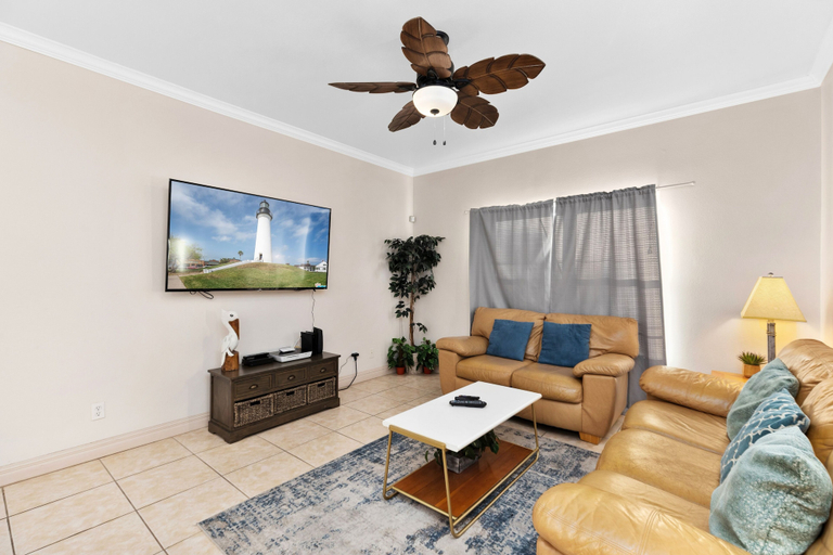 Living area 4, Mar Y Sol Unit #3 2 Bedroom Condo by RedAwning, Cameron