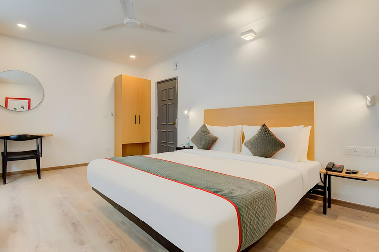 Bedroom 2, Hotel Maitrayee, Nagpur