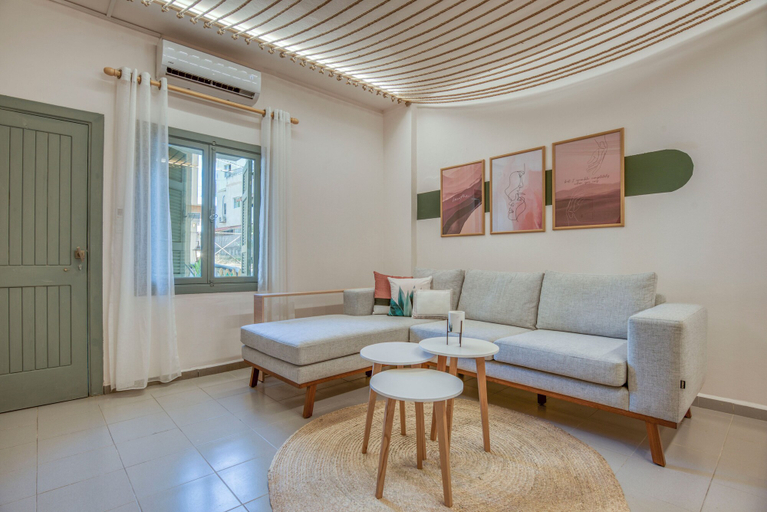 Living area 5, Agrius - Elegant Studio & Balcony in Batroun, Batroun