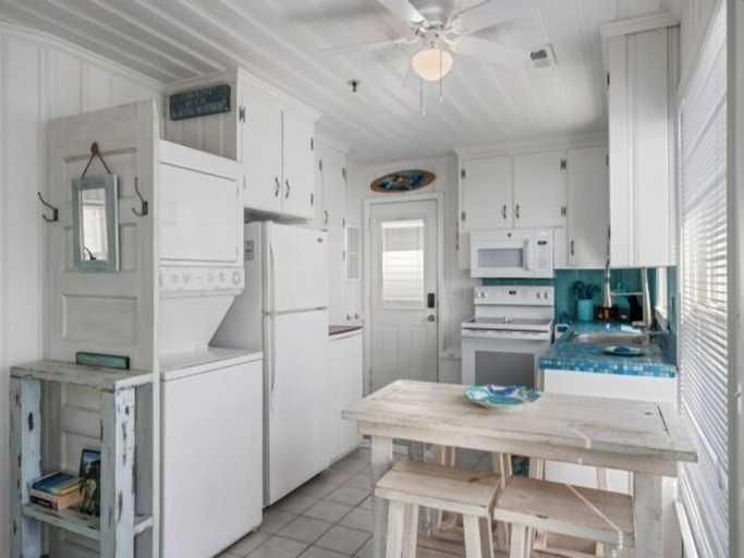 Private kitchen 4, Margaritaville 2 Bedroom Home by RedAwning, New Hanover