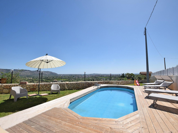 Others 5, Holiday Home Floridia with Private Pool, Syracuse