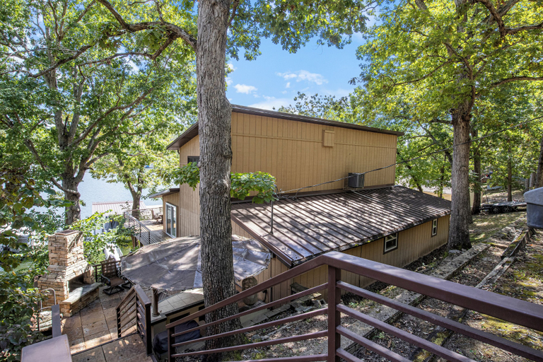 Exterior 2, Spacious, Quiet & Great Cove, Nearby Attractions, Private Dock, Fireplace, Expansive Deck, Morgan