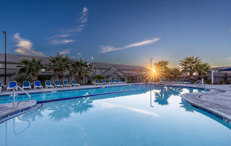 Pool 4, Spacious Villa Just Minutes from Downtown St. George by Redawning, Washington