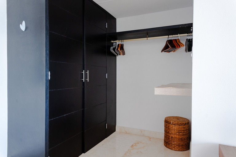 Interior 5, Elements Penthouse 21 3 Bedroom Condo by RedAwning, Cozumel