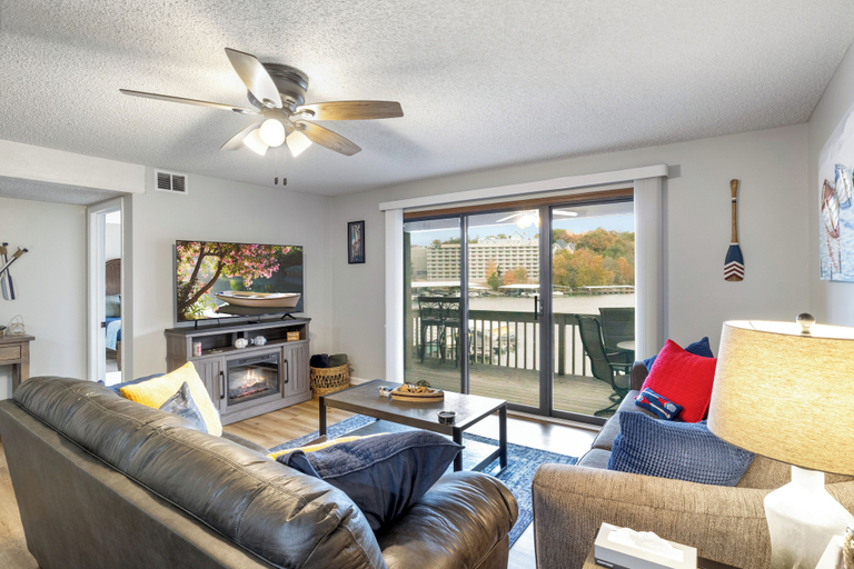 Living area 3, Central Location, Unlimited Indoor & Outdoor Fun, Camden