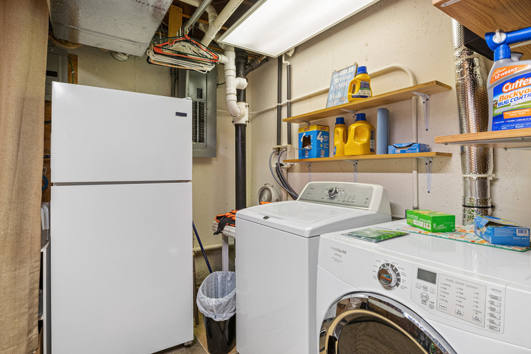 Laundry, Incredible Views, Fishing, Private Dock & Slip, Camden