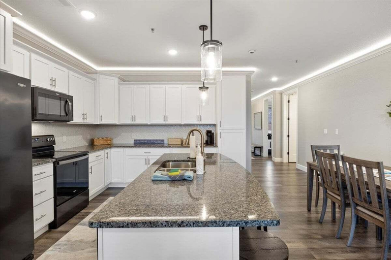 Private kitchen 5, Topsider Condo w/ Updated Design & Amazing Main Channel Views, Camden