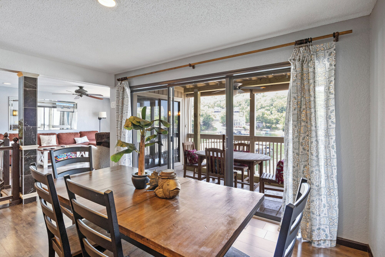 Room 2, Stunning Views, Inviting Pools, and Endless Fun!, Camden
