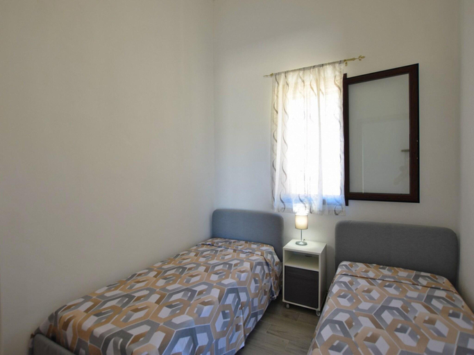 Bedroom 2, Holiday Home Floridia with Private Pool, Syracuse