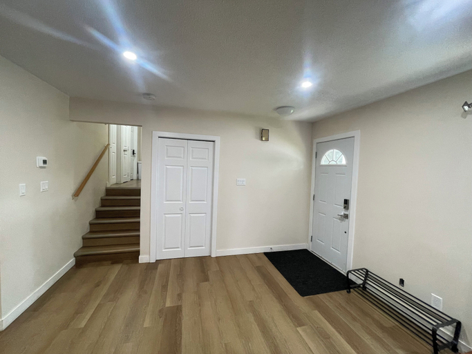 Living area 3, Lumi Deluxe, Division No. 11