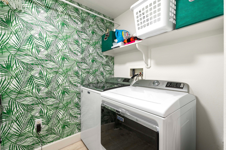 Laundry, Complete Remodel Stunning Ocean Views Discount of Golf, Hawaii