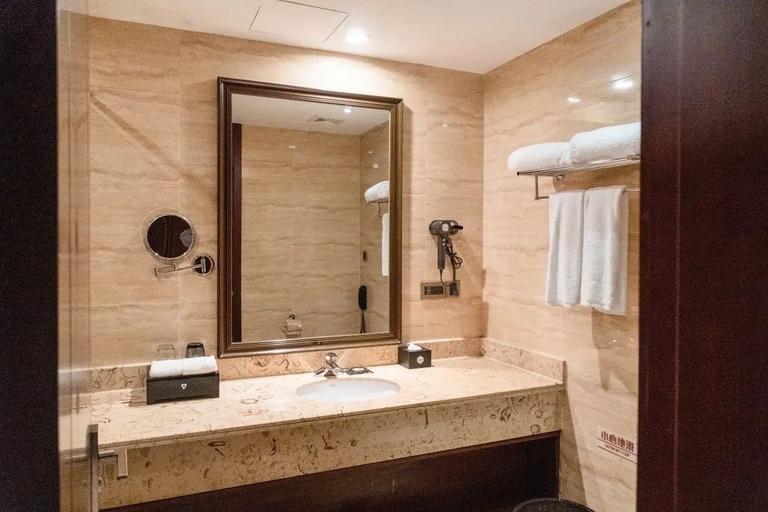 Bathroom 3, Sun Yat-sen University Kaifeng Hotel, Guangzhou