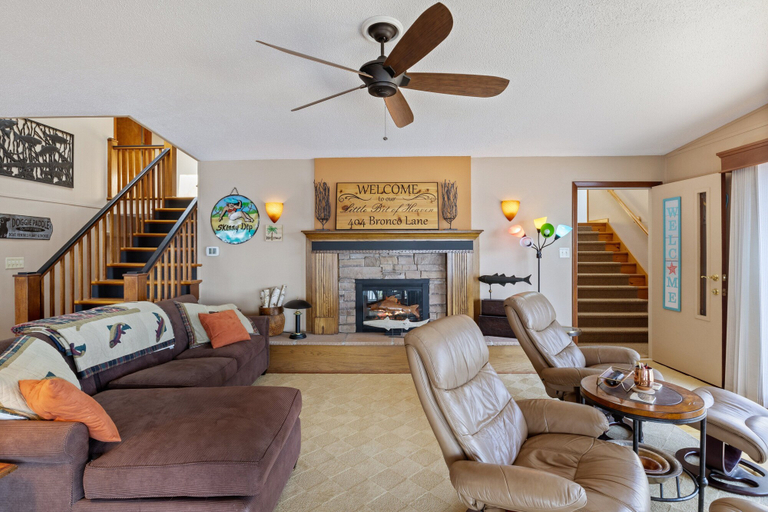 Living area 4, Incredible Views, Fishing, Private Dock & Slip, Camden