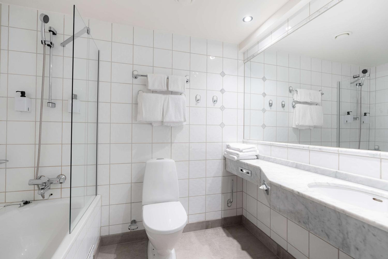 Bathroom 4, Scandic Oslo City, Oslo