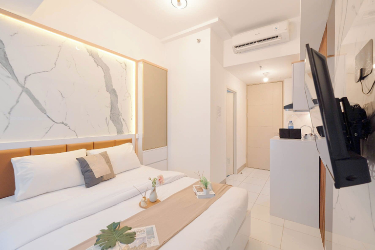 Bedroom 2, Marble Haven Studio At Tokyo Riverside Pik 2 Apartment, Tangerang