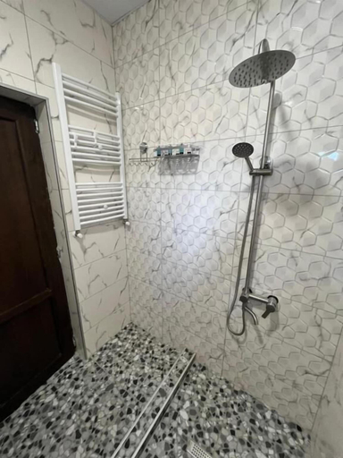 Bathroom 3, Royal Galaxy Kazbegi, Kazbegi
