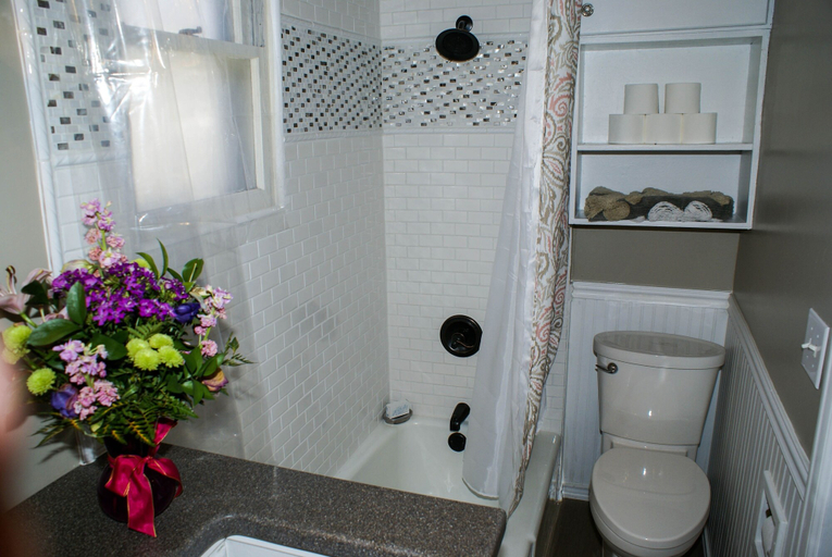 Bathroom, Home Away From Home 1 Bedroom Home, Mesa