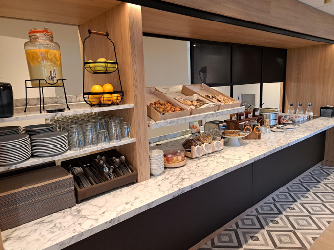 Food and beverages 5, B&B HOTEL Macon Sud, Saône-et-Loire