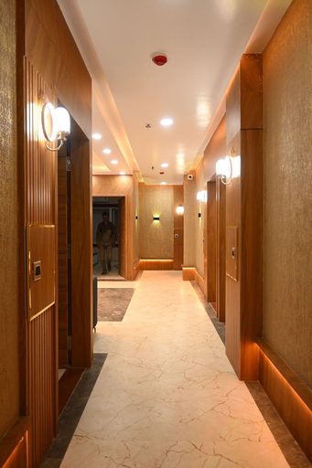 Lobby 5, Hotel KIR International, Varanasi