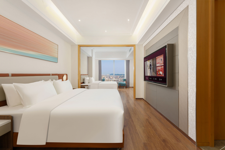 Bedroom 2, Madison Hotel Dalian Zhongshan Square Seaview, Dalian