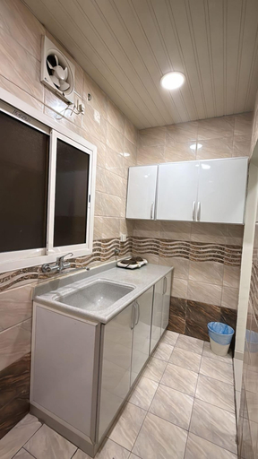 Room 4, Al-Shumoukh Al-Sharqi  Apartments, Dammam