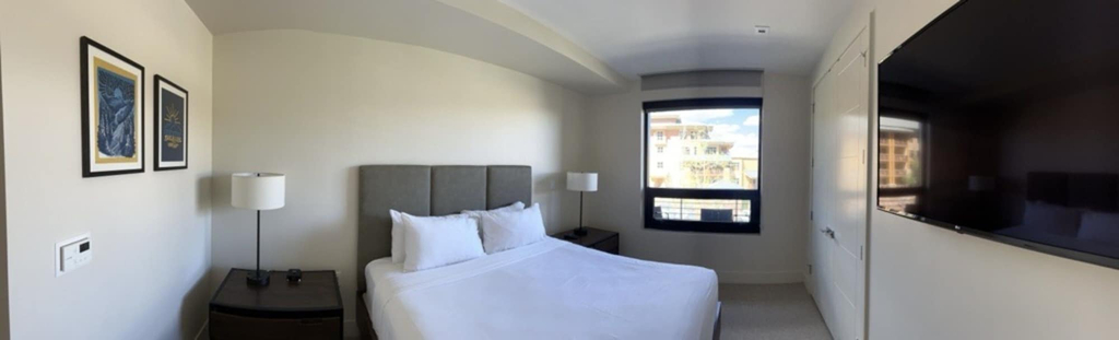 Room 5, Luxury 2 Bedroom Ski in Ski Out 2 Condo, Summit