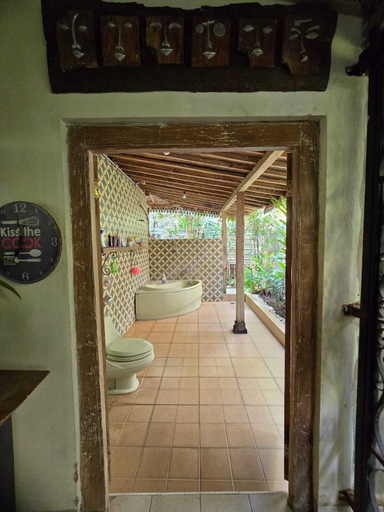 Bathroom 5, Eyang Residence Limasan Kebon Dalem, Sleman