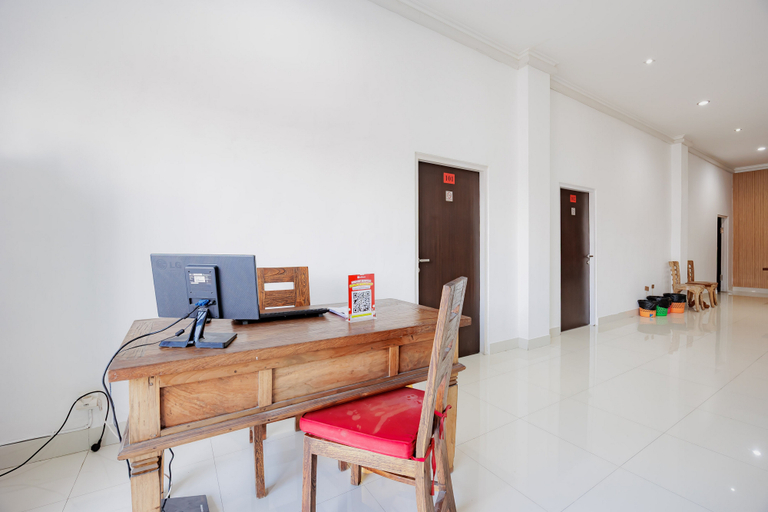 Others 3, RedDoorz near Ubud Village, Gianyar