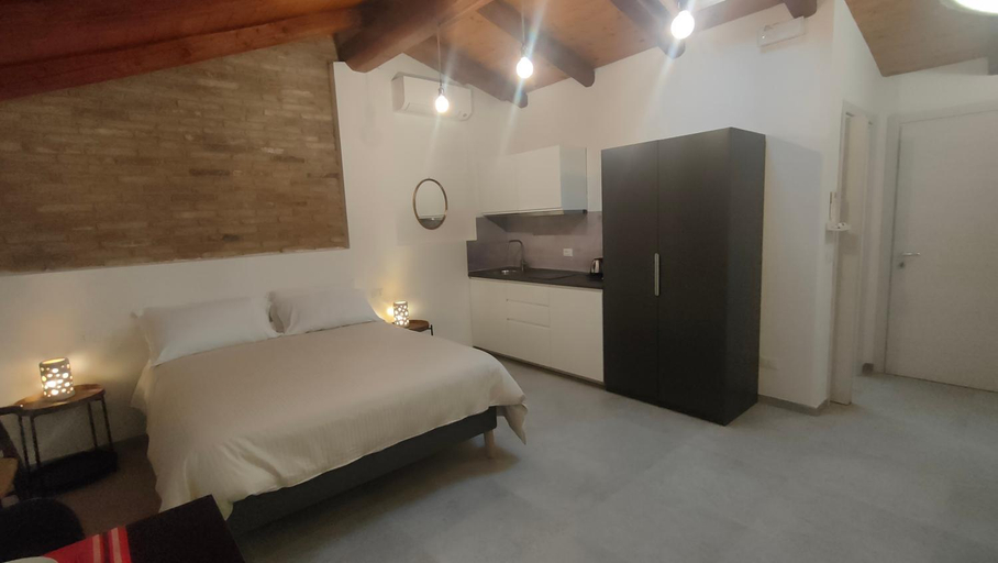 Bedroom 2, La Torre di Longara, Bologna