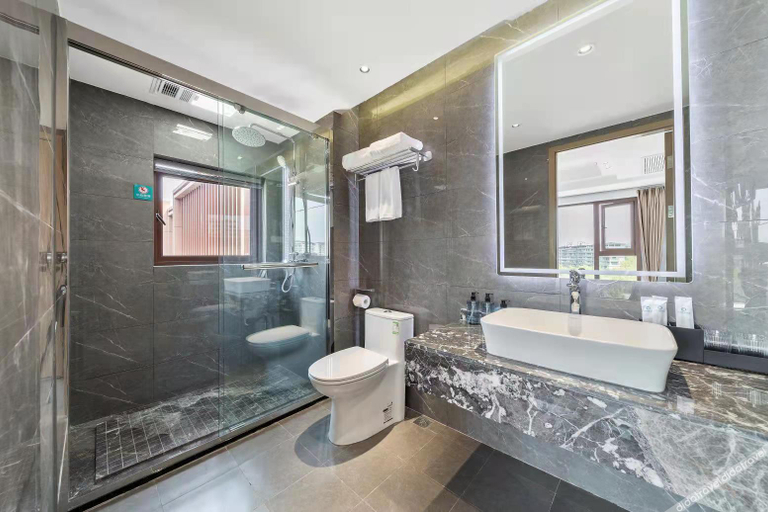 Bathroom 3, Rezen Select Hotel Emeishan Hot Spring Avenue, Leshan