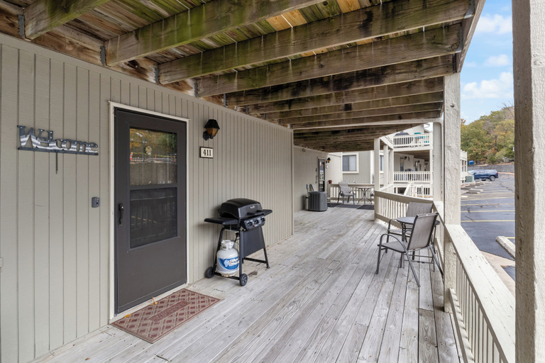 BBQ/picnic area 4, Central Location, Unlimited Indoor & Outdoor Fun, Camden