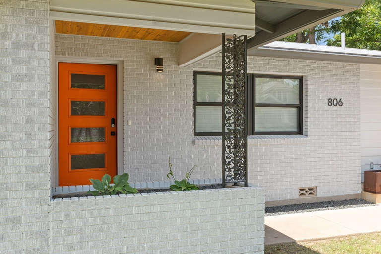 Exterior detail, Zander Haus 3 Bedroom Home by RedAwning, Gillespie