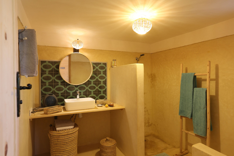 Bathroom 4, La Vie en Rose - Maison des chevaux, Marrakech