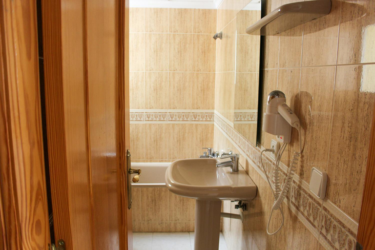 Bathroom 4, Bungalows Imperial Park Unitursa, Alicante