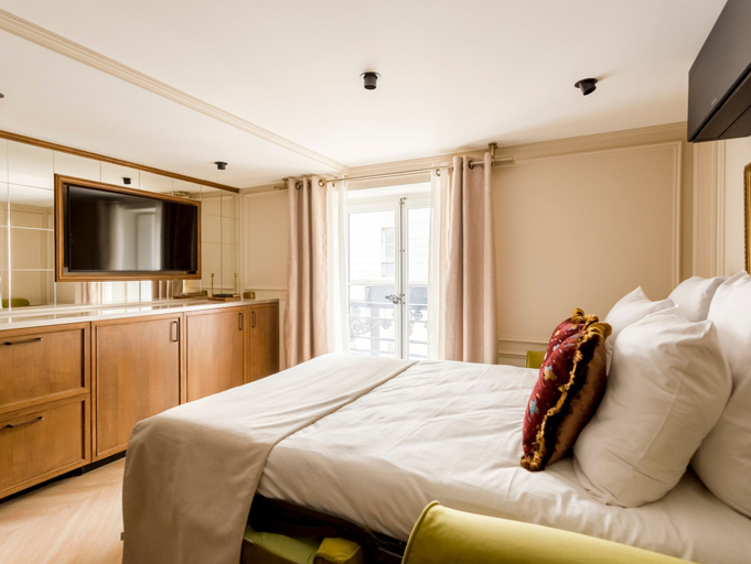 Living area 2, Merveil Luxury Suite - Marais - Turenne, Paris