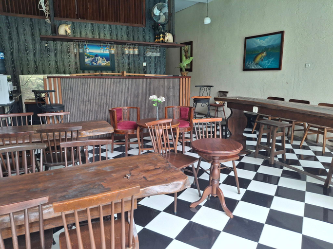Food & Drinks 2, The Castle Medan Penginapan Syariah, Medan