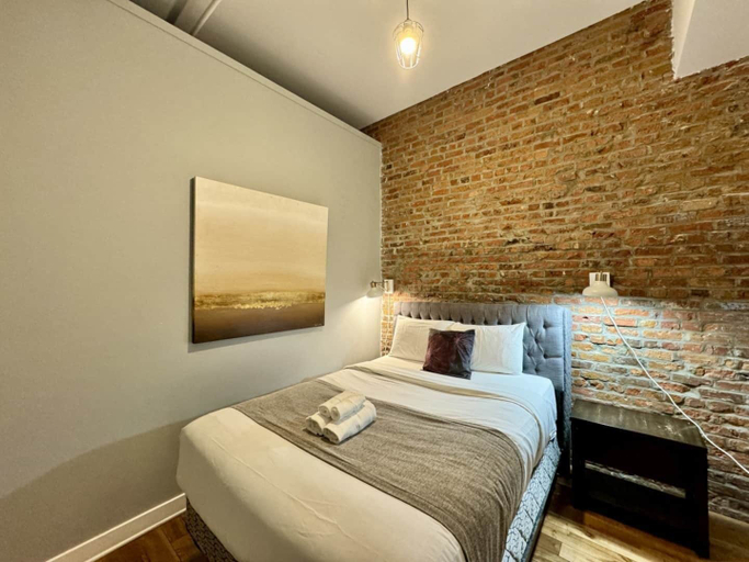 Room 5, Le Moyne-Heritage, Montréal