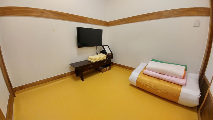 Bedroom 2, Sohyeondang Hanok Guesthouse, Jongno