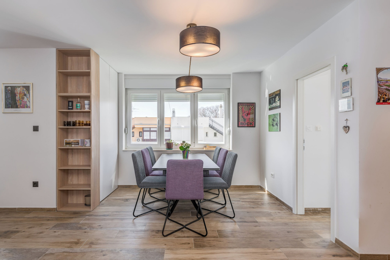 Dining room, Bells & Whistles, Comfortable Condo, Split