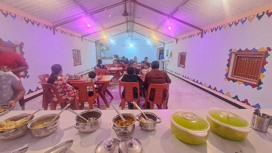 Dining 4, Rann taara stay, Kachchh