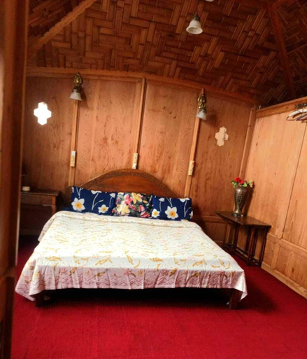 Room 4, Rose Mary, Srinagar