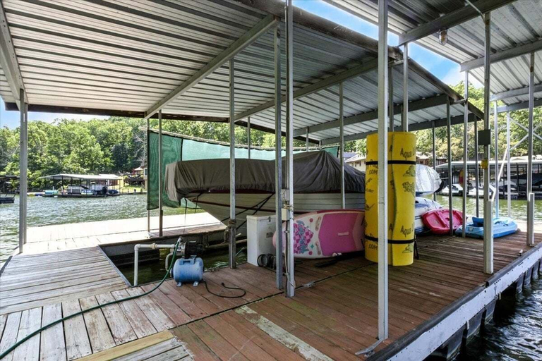 Dock 2, Lakefront Home w/ Dock, Boat Slip, Private Ramp, Kayaks, Paddle Boards & Firepit, Camden