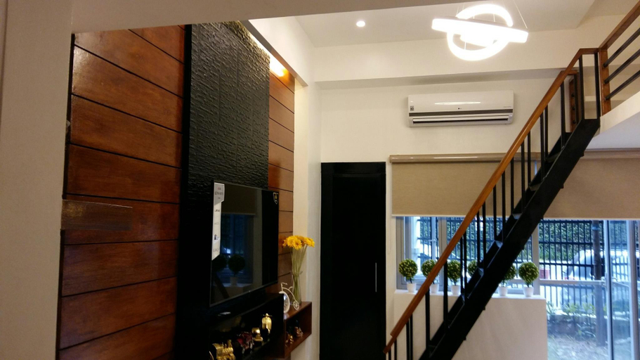 Others 2, Spacious and Cozy Condo Unit Across NAIA Terminal 3, Pasay City