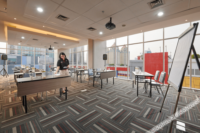 Food & Drinks 4, H Hotel Senen, Central Jakarta