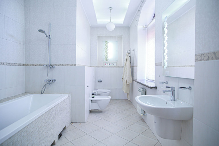 Bathroom 2, Villa Kali Nadyrova, Almaty