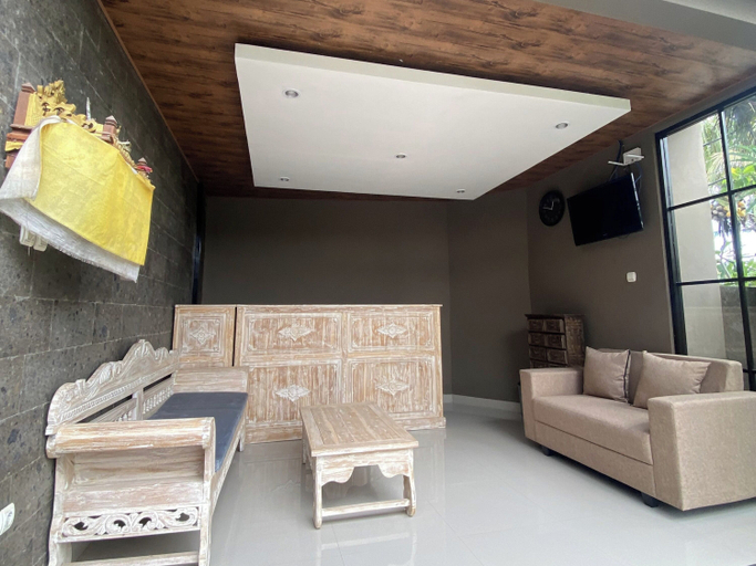 Public Area 4, Nivaluma, Gianyar