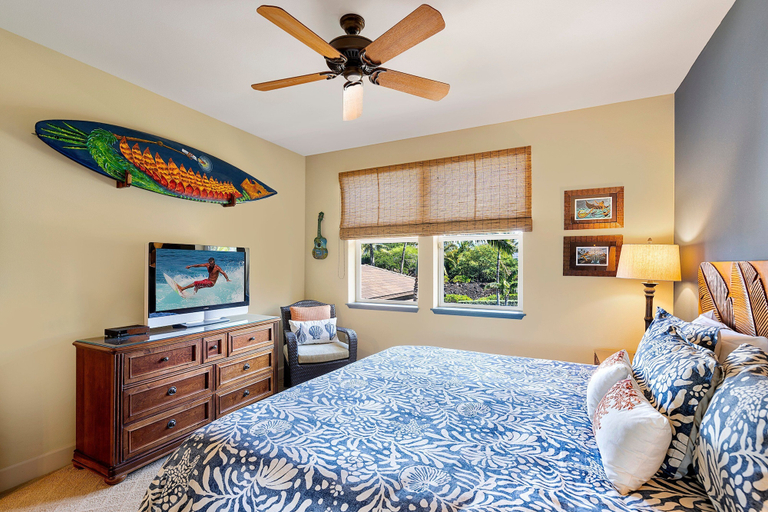Room 5, Amazing Ocean, Golf & Sunset Views Great Location Private Bbq! - Vrkcv, Hawaii