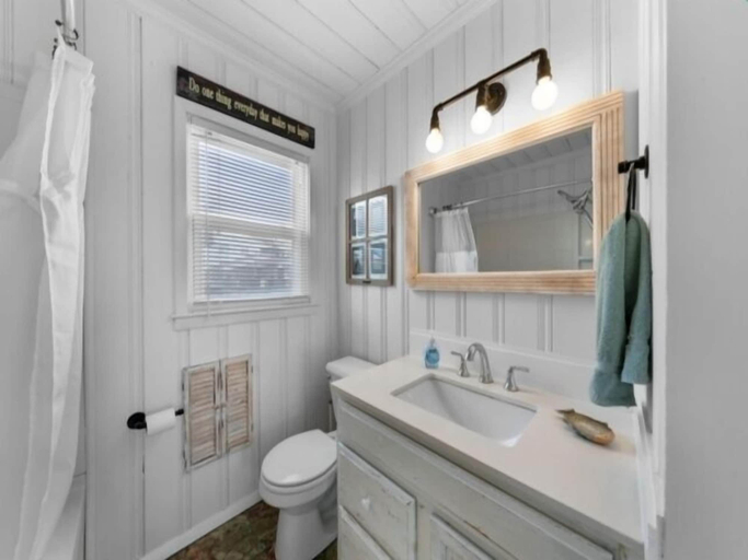 Bathroom 3, Margaritaville 2 Bedroom Home by RedAwning, New Hanover