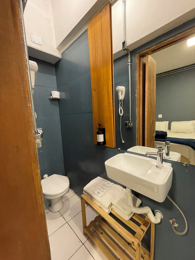 Bathroom 2, Studio House, São Paulo